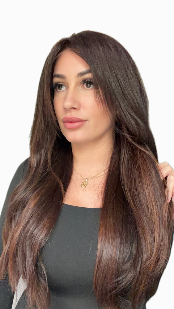 Raw Hair Wig SIENNA – 13x6 HD Lace | 20" | 180% Dichte | Chocolate Brown mit warmen Highlights | Glatt (Straight)
