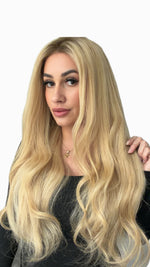 Raw Hair Wig AURORA – 13x6 HD Lace | 24" | 180% Dichte | Ansatz Nr. 8 / Blond Aschgold | Glatt (Straight)