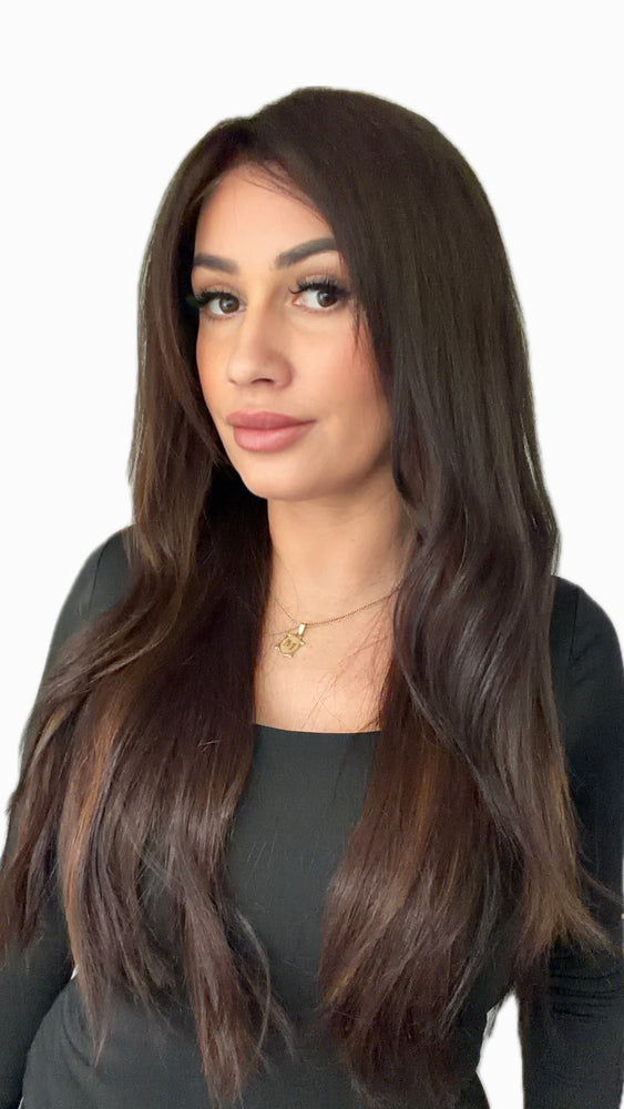 Raw Hair Wig SIENNA – 13x6 HD Lace | 20" | 180% Dichte | Chocolate Brown mit warmen Highlights | Glatt (Straight)